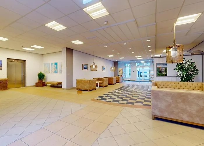 Residenz Bel Vital 46 In Binz, Strandnahe Mit Balkon * 빈츠